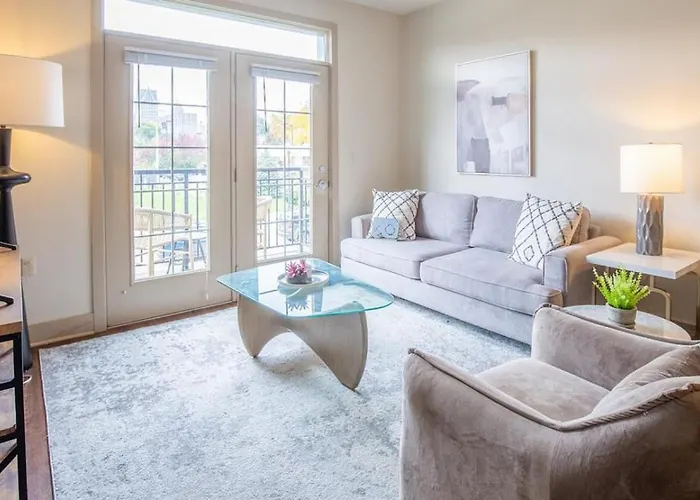 Landing Modern Apartment With Amazing Amenities